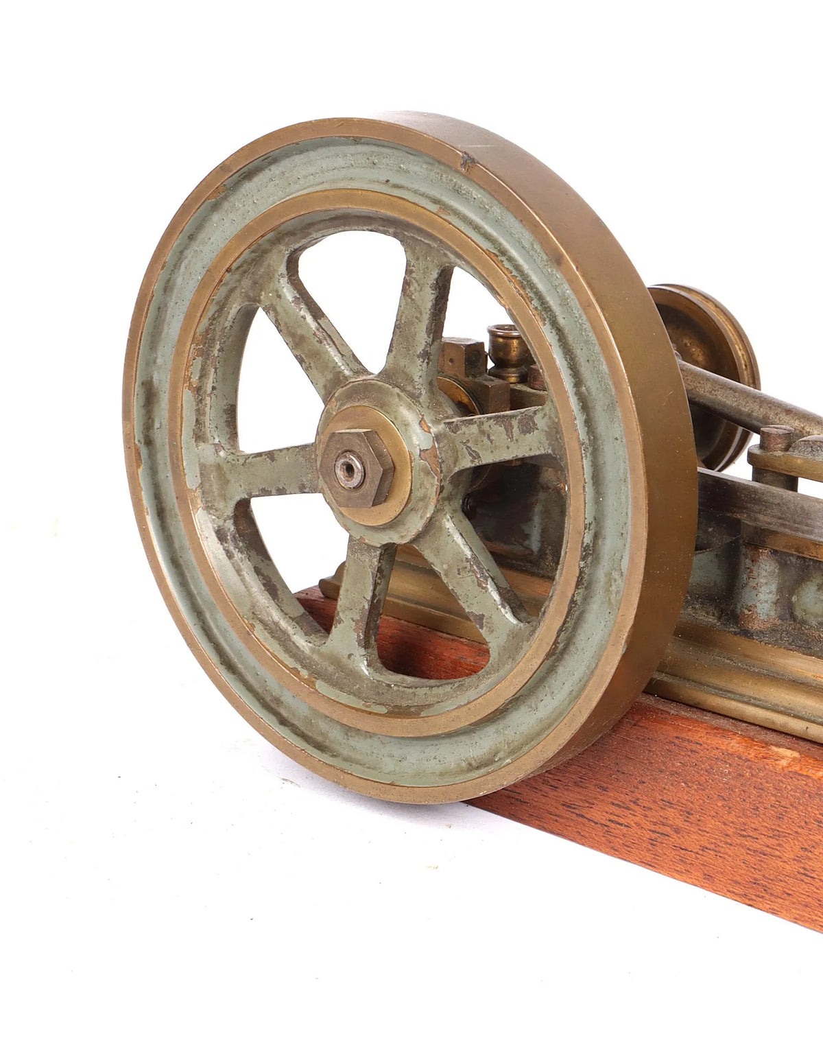 Freelance horizontal mill engine