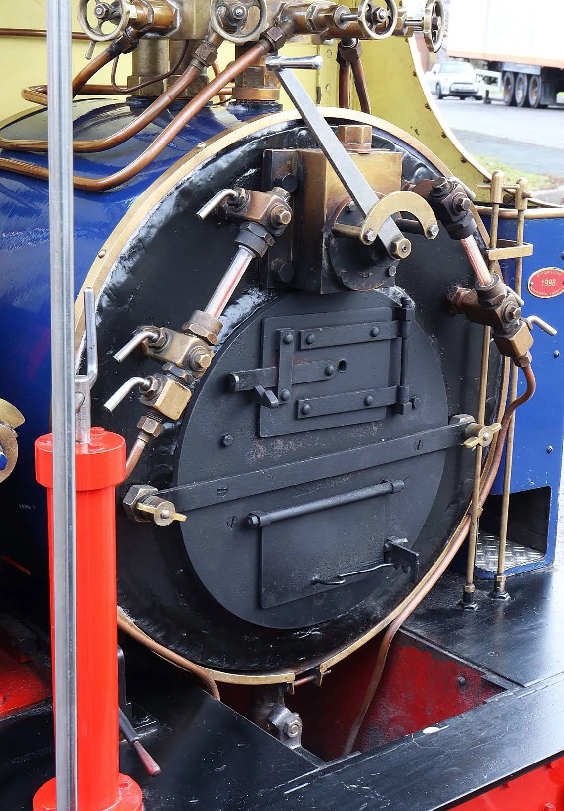 7 1/4 inch gauge "Sweet William" 0-4-0ST with tender