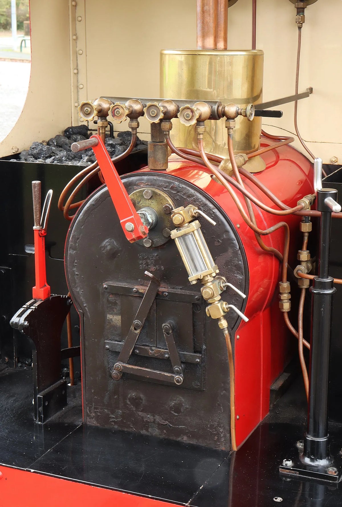 7 1/4 inch narrow gauge Huswell Clarke "Furbero" 0-4-0T