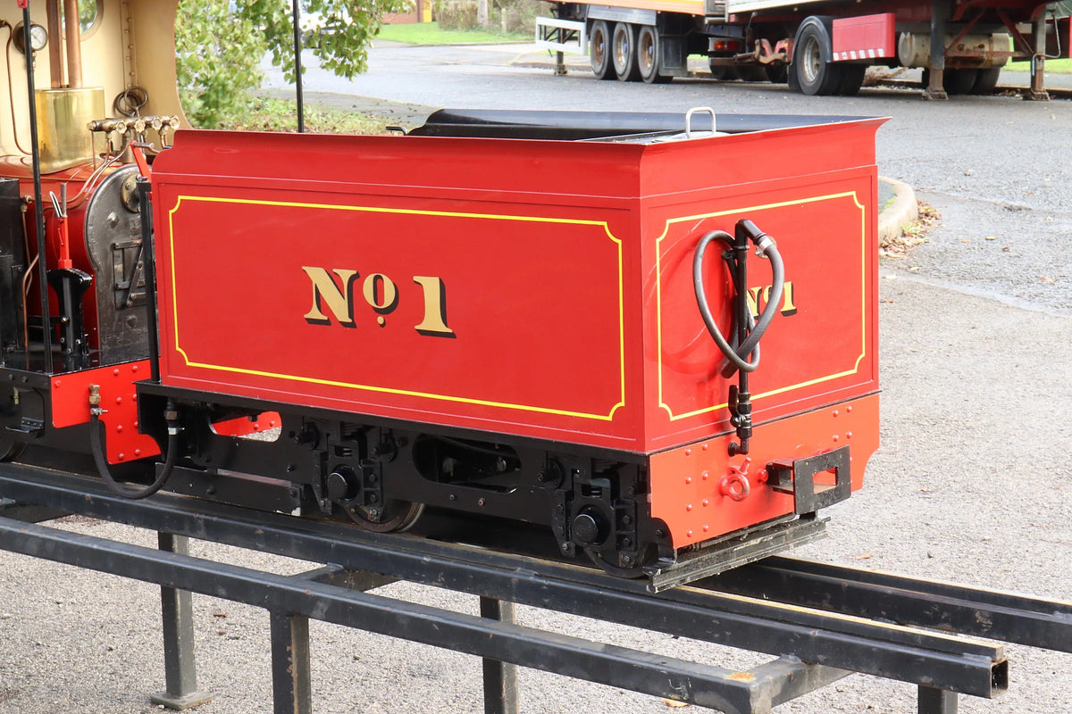 7 1/4 inch narrow gauge Huswell Clarke "Furbero" 0-4-0T