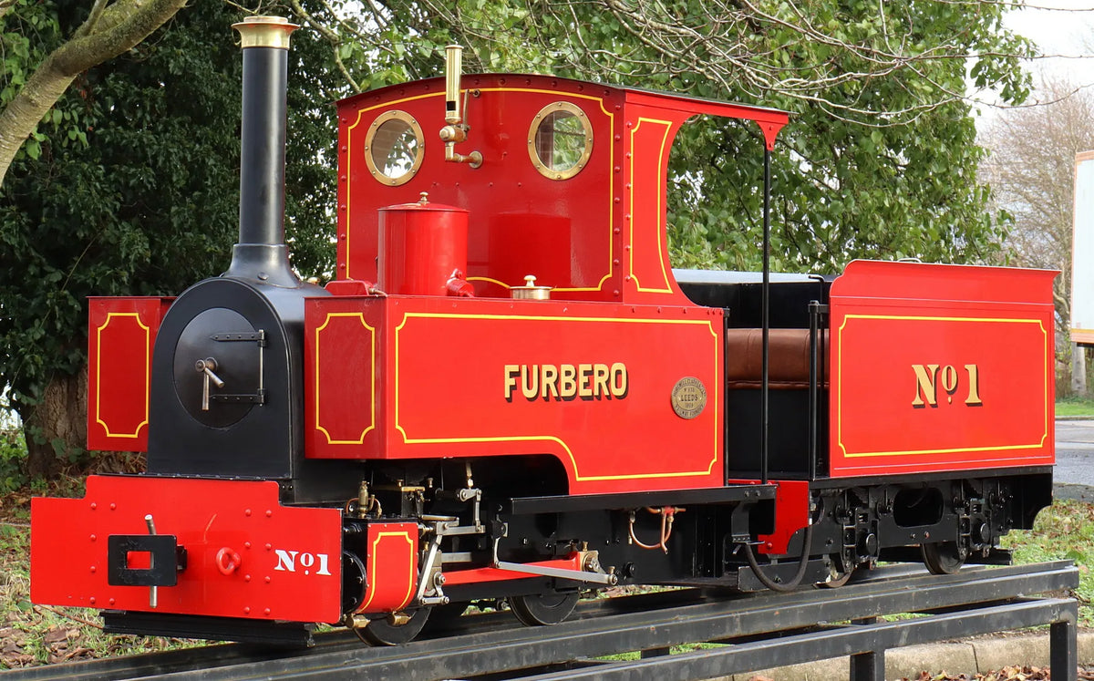 7 1/4 inch narrow gauge Huswell Clarke "Furbero" 0-4-0T