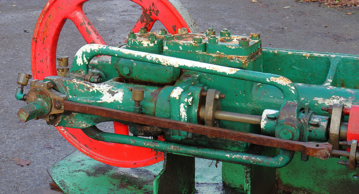 Large horizontal steam pump