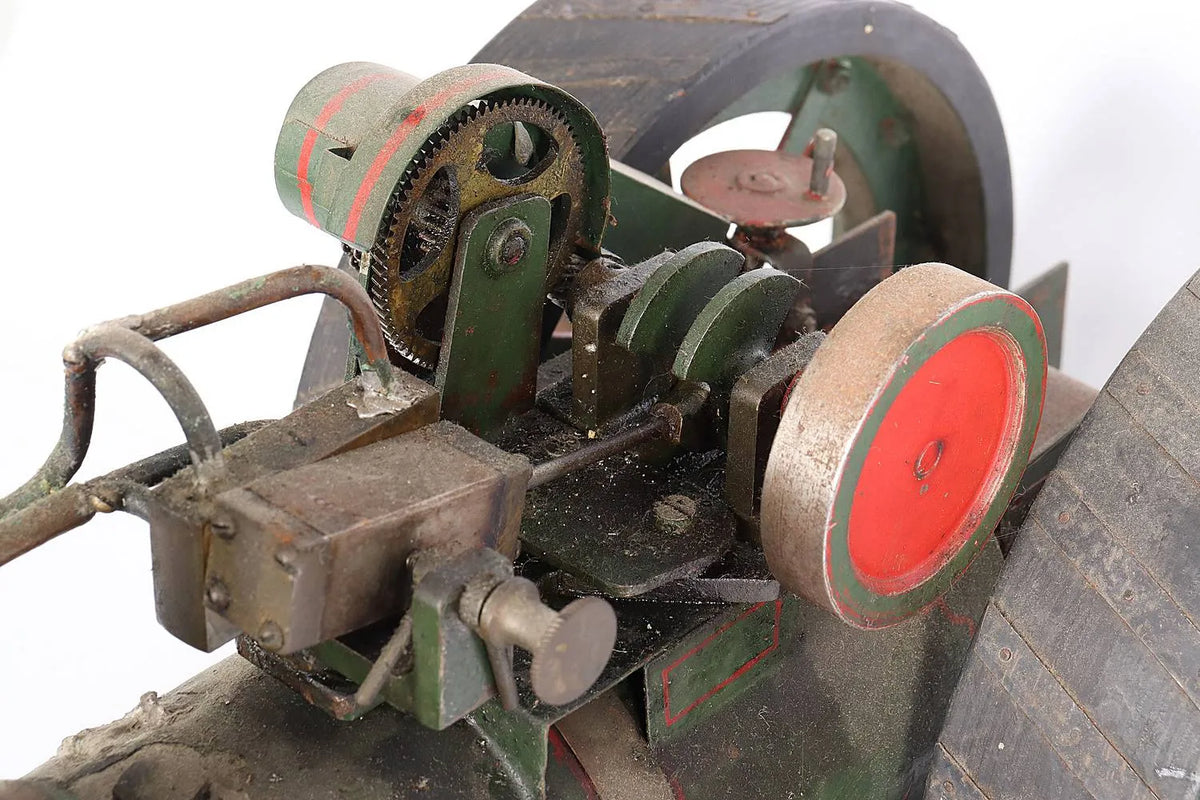 Freelance traction engine