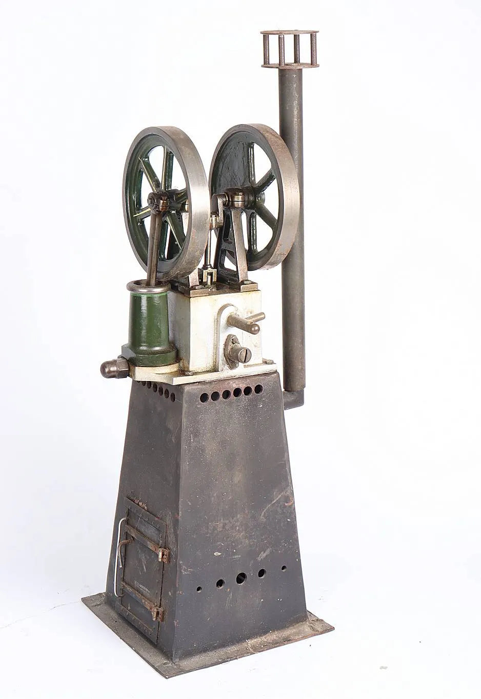 Heinrici type hot air engine