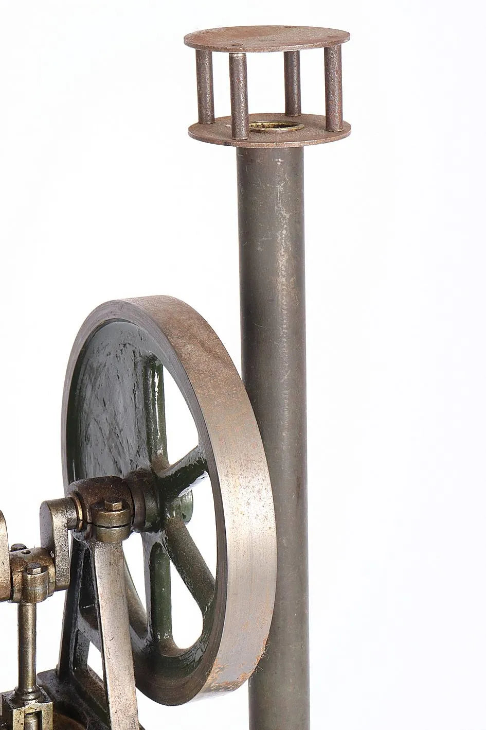 Heinrici type hot air engine