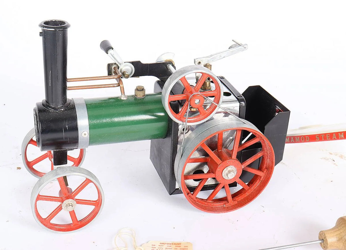 Mamod TE1a traction engine with box