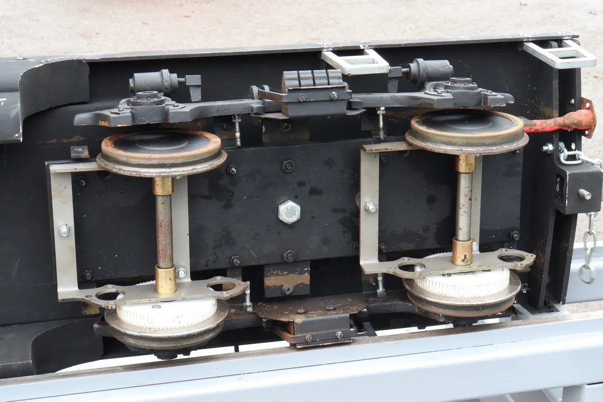 5 inch gauge Santa Fe F7 battery electric