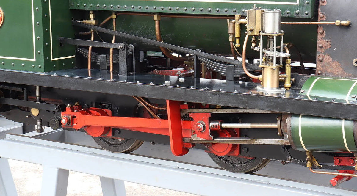 7 1/4 inch gauge Quarry Hunslet with tender