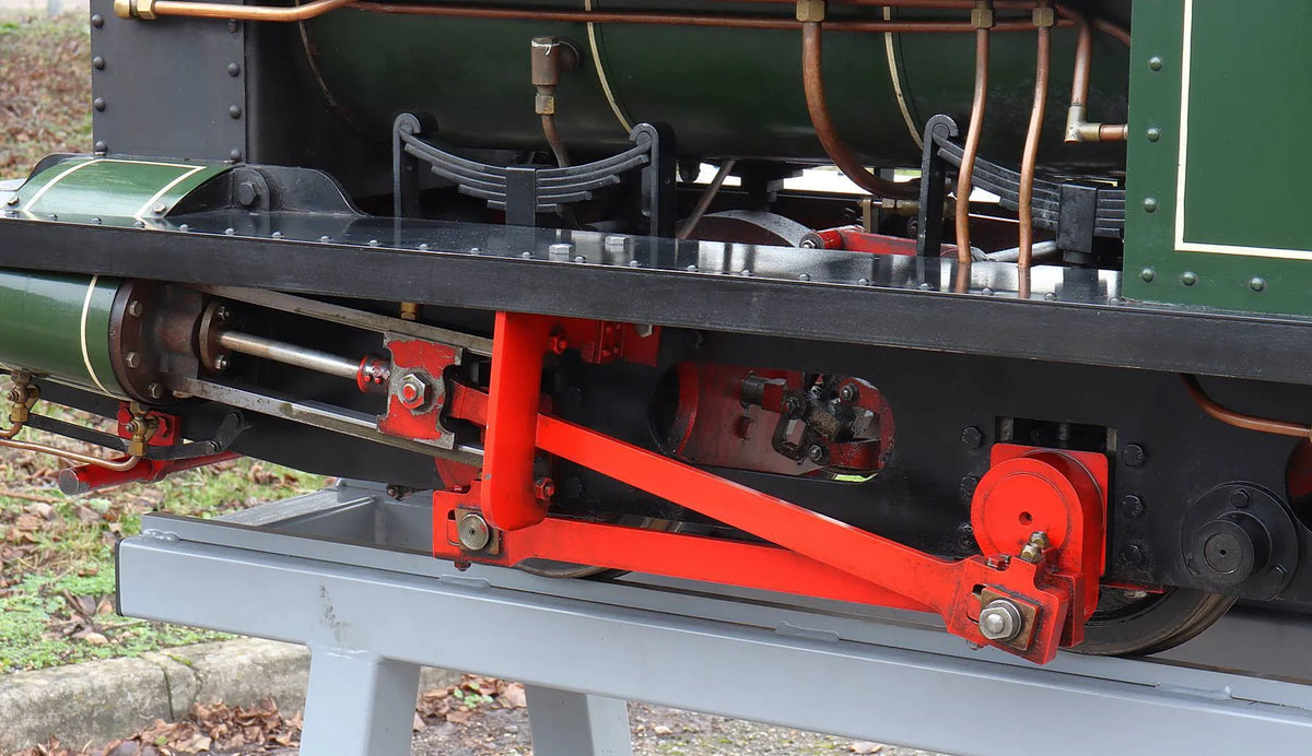 7 1/4 inch gauge Quarry Hunslet with tender