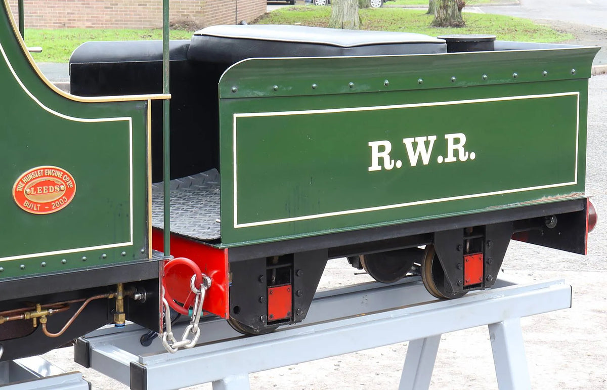 7 1/4 inch gauge Quarry Hunslet with tender