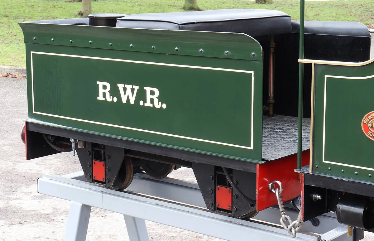 7 1/4 inch gauge Quarry Hunslet with tender