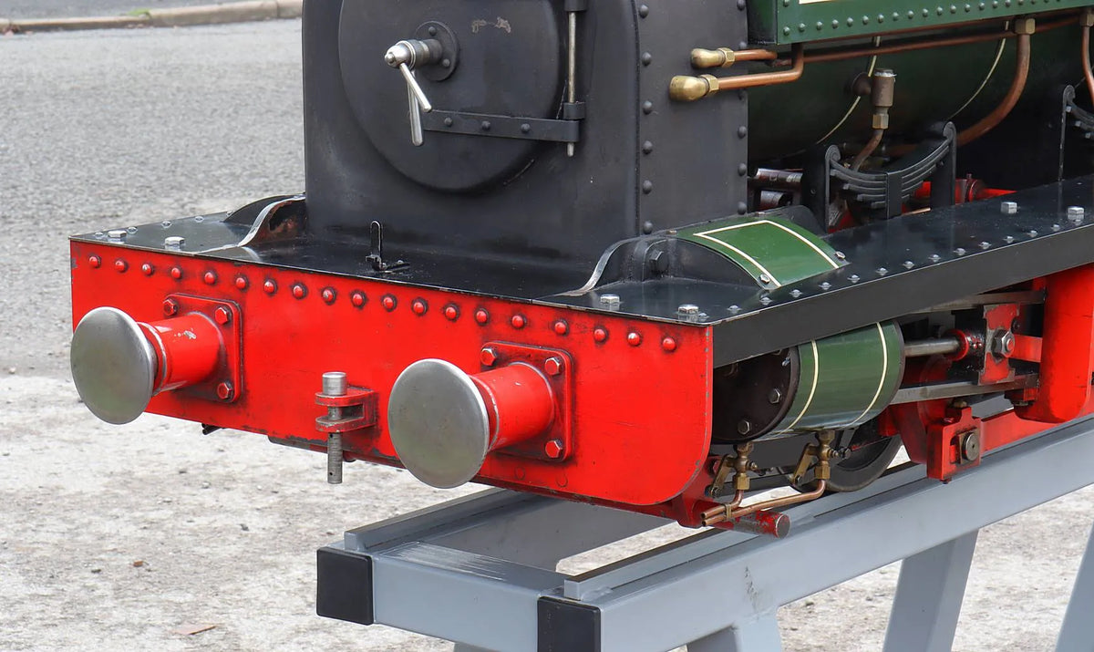 7 1/4 inch gauge Quarry Hunslet with tender