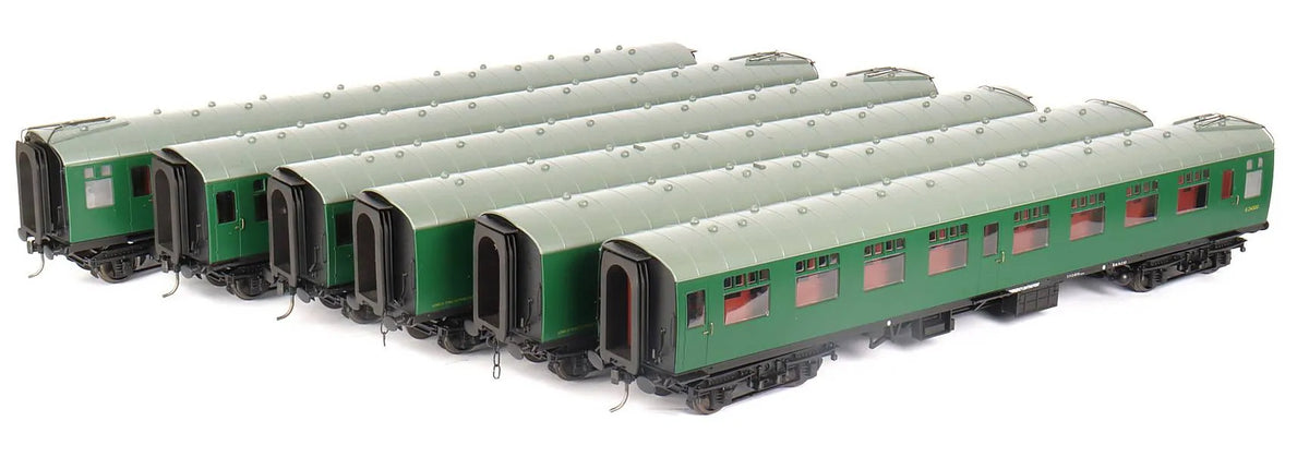 Rake of six 45mm gauge Southern coaches