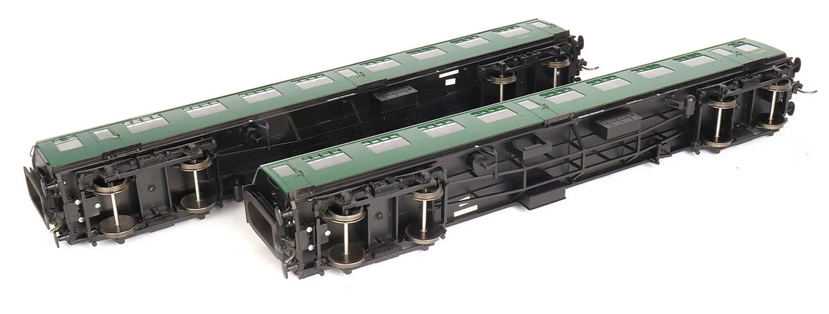 Rake of six 45mm gauge Southern coaches