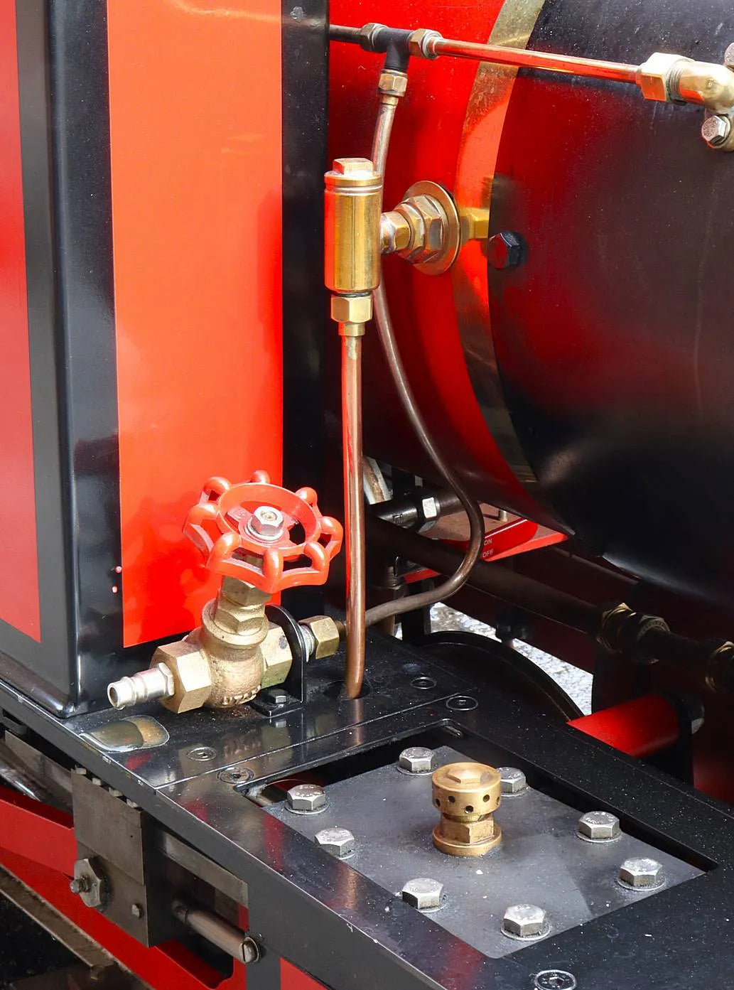 7 1/4 inch narrow gauge Tinkerbell "Henry" 0-4-2T