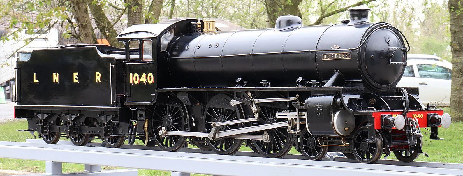 second-hand-tagged-locomotives-station-road-steam