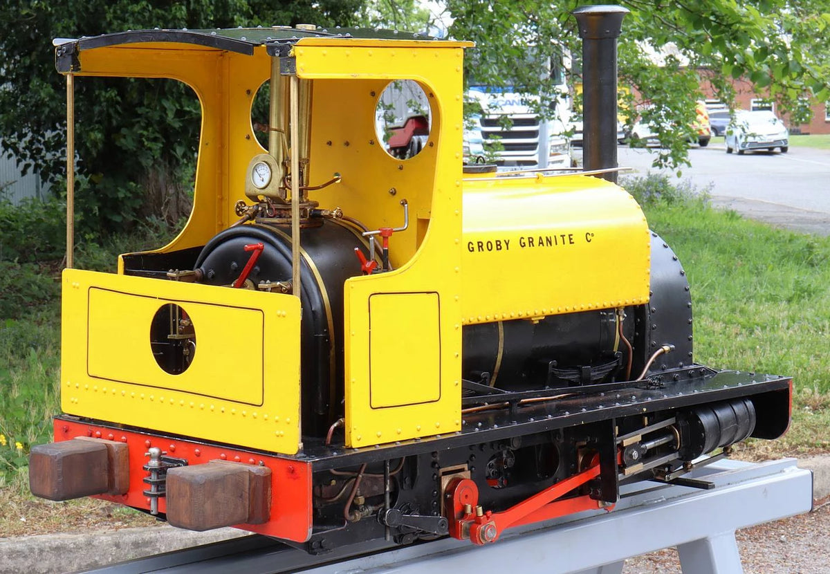 5 inch gauge Hunslet 0-4-0T