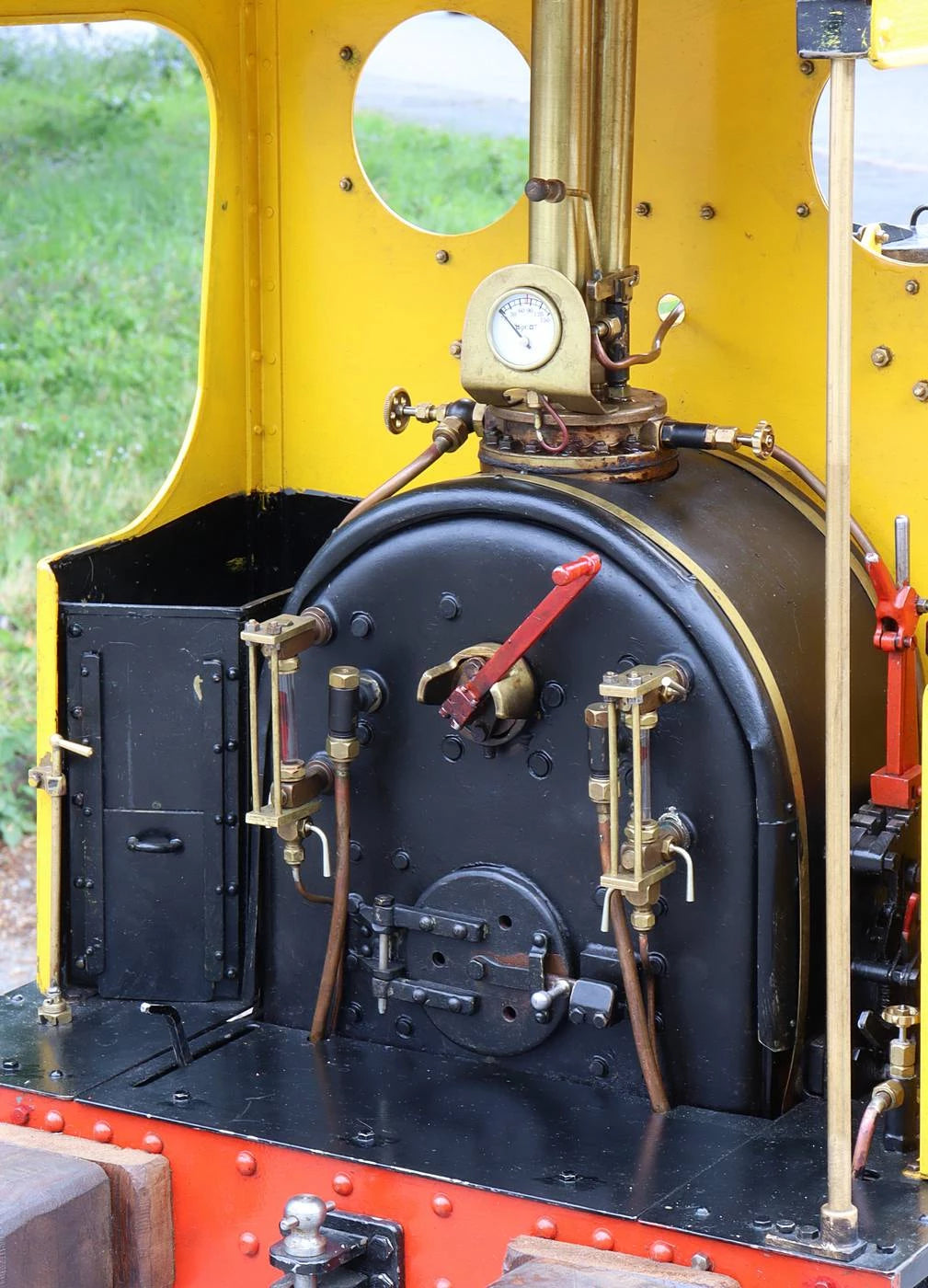 5 inch gauge Hunslet 0-4-0T