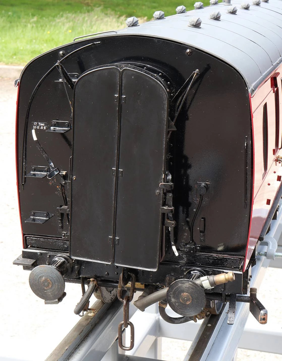 5 inch gauge LMS Stove R brake van