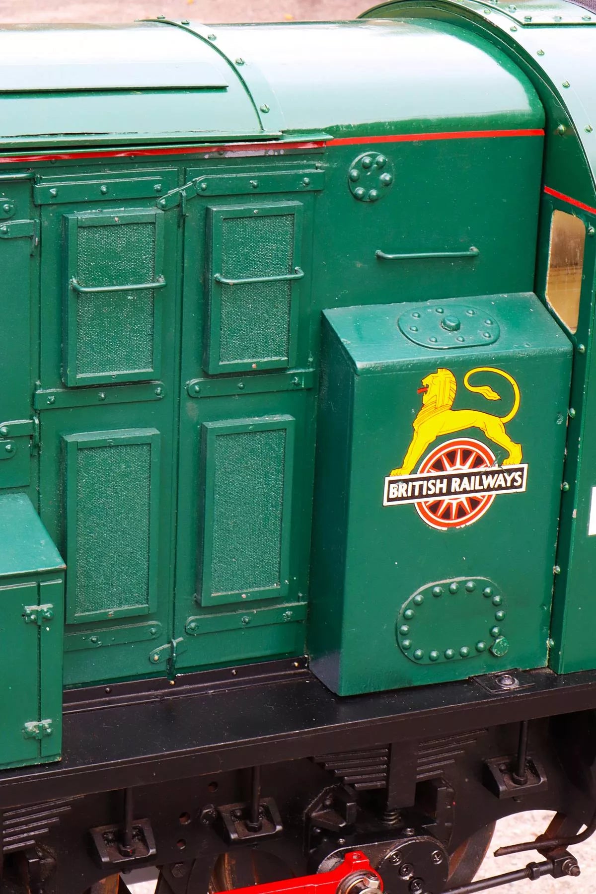 7 1/4 inch gauge Class 10 battery electric and driving truck