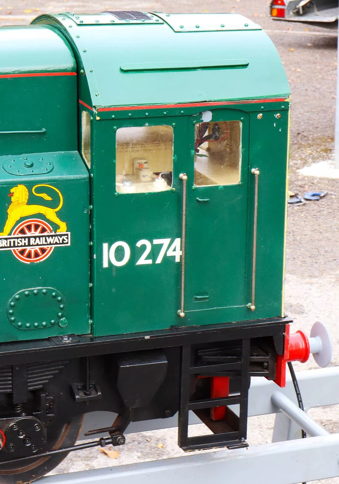 7 1/4 inch gauge Class 10 battery electric and driving truck