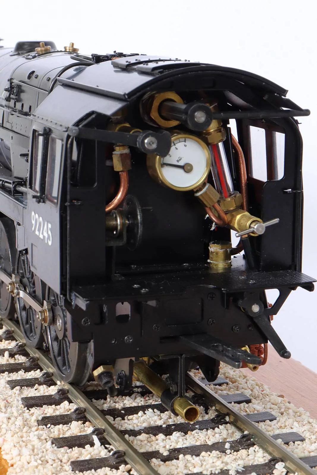 45mm gauge Aster BR 9F 2-10-0 in glazed display case