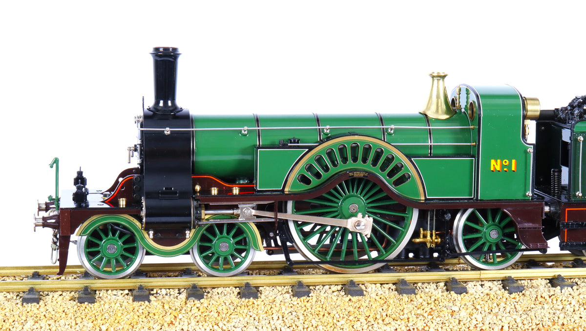 45mm gauge Aster GNR Stirling 8 foot Single with glazed display case