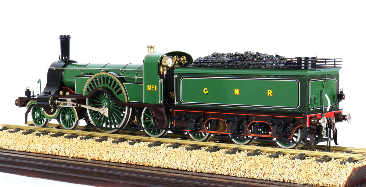 45mm gauge Aster GNR Stirling 8 foot Single with glazed display case
