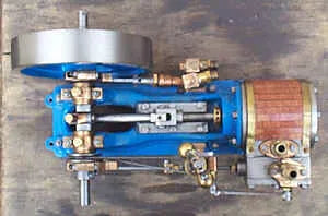 Stuart No.9 with water pump, governor and lubricator