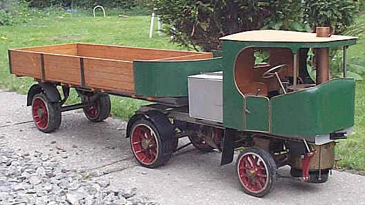2 inch scale Clayton undertype steam wagon