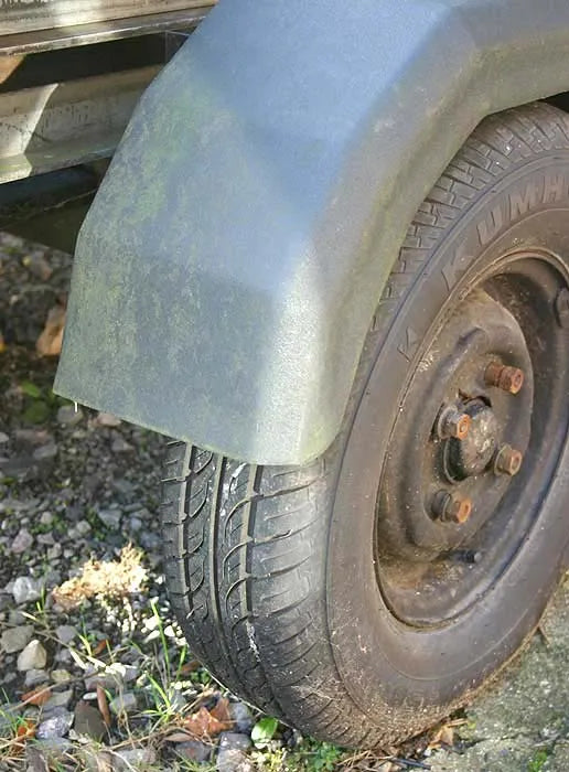Portable 5 & 7 1/4 inch gauge track on road trailer