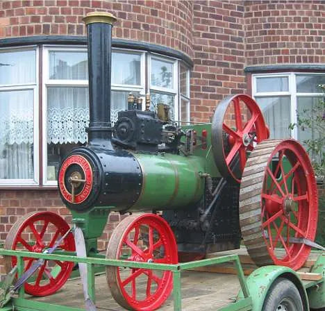 6 inch scale freelance traction engine