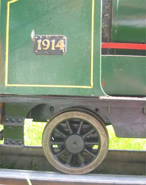 Part-built 5 inch Pacific with bogie tender