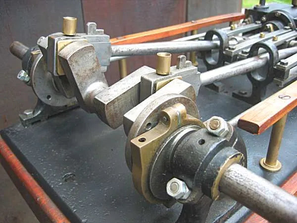 Twin cylinder paddle steamer engine