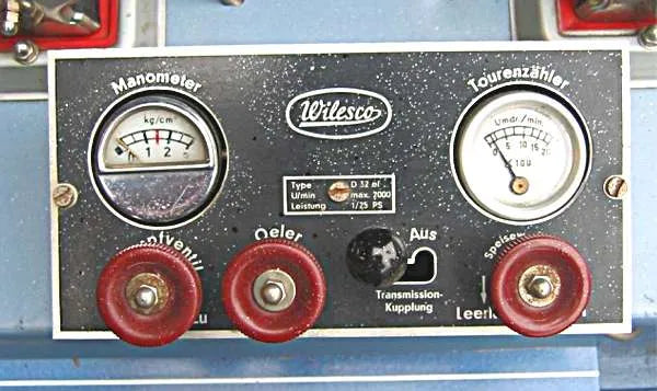 Wilesco D-32 el stationary steam plant