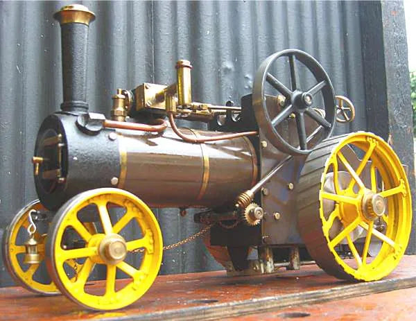 3/4 inch scale spirit-fired traction engine