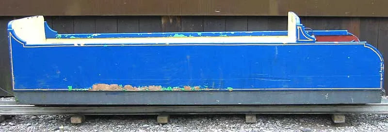 7 1/4 inch gauge passenger coach