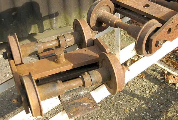 Pair 7 1/4 inch gauge bogies for restoration
