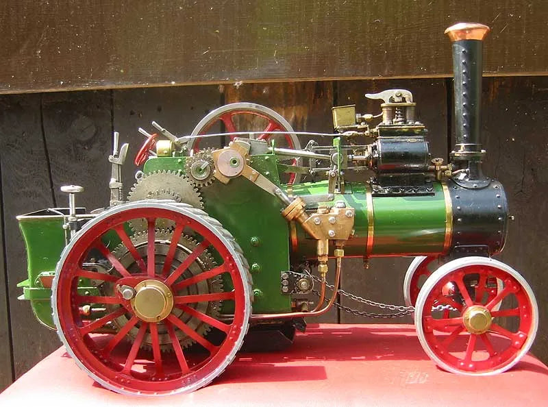1 inch scale "Minnie" traction engine