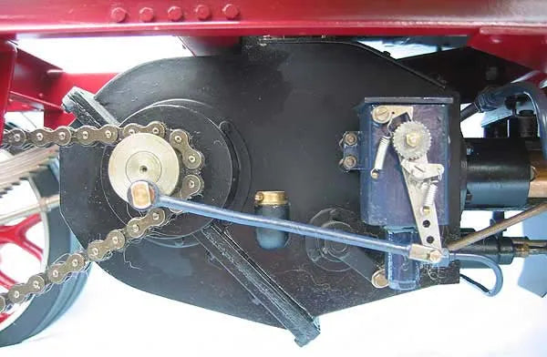 2 inch Clayton undertype steam wagon
