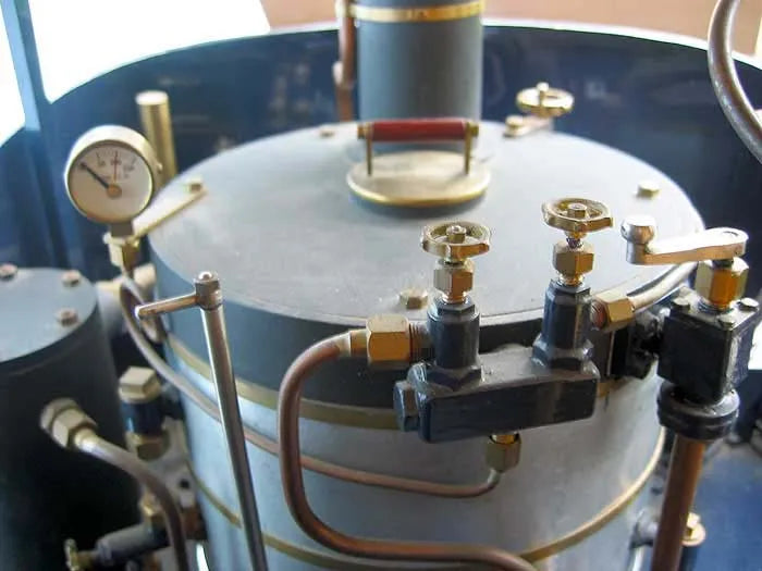 2 inch Clayton undertype steam wagon