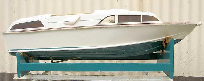 Radio control boat