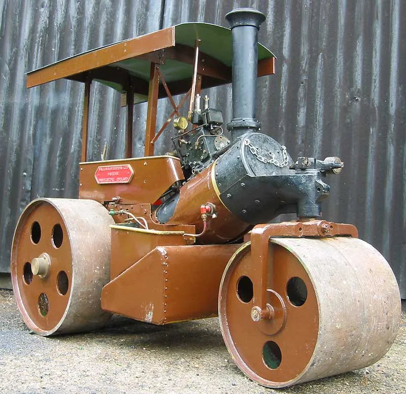 4 1/2 inch scale Wallis & Steevens Simplicity roller