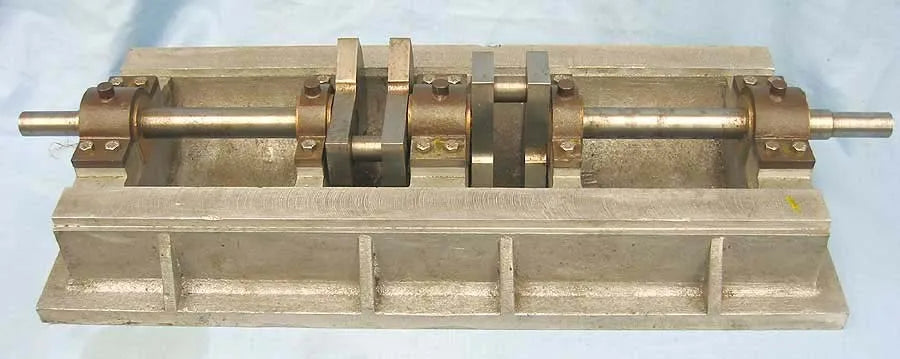 Swan 2 x 2 twin cylinder launch engine