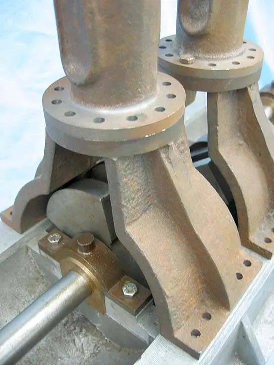 Swan 2 x 2 twin cylinder launch engine