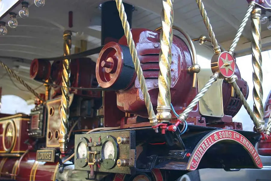 4 inch scale Burrell DCC Showmans