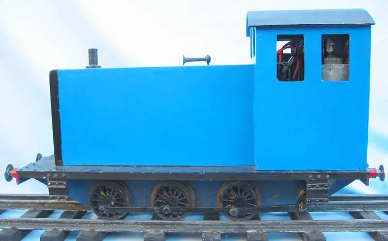 3 1/2 inch gauge battery-electric shunter
