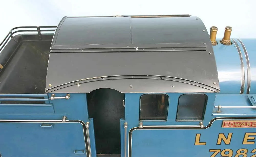 5 inch gauge Gresley V1