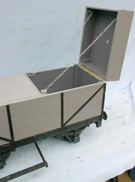 5 inch gauge ground level driving trolley, foot brake