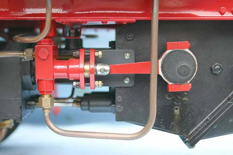 2 inch Clayton undertype steam wagon